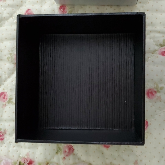 Lot 2 Bloomingdale's gift box small - Picture 7 of 10